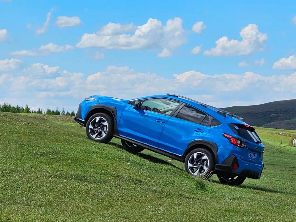 新款斯巴鲁CROSSTREK 旭豹越野车现车图解