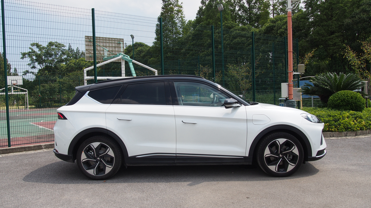 成都极狐 阿尔法S6降1.00万 仅18.58万可入手