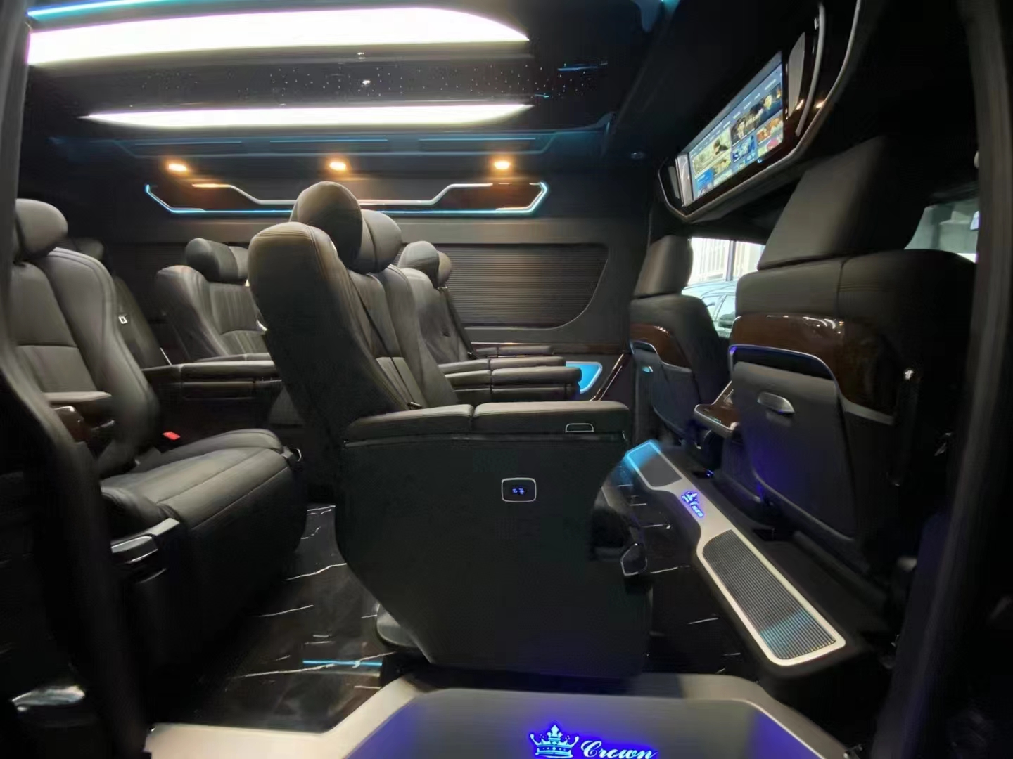 丰田海狮惊爆价格 外观内饰介绍