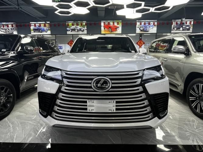 雷克萨斯LX美规版价格最低159万起售 欢迎试乘试驾