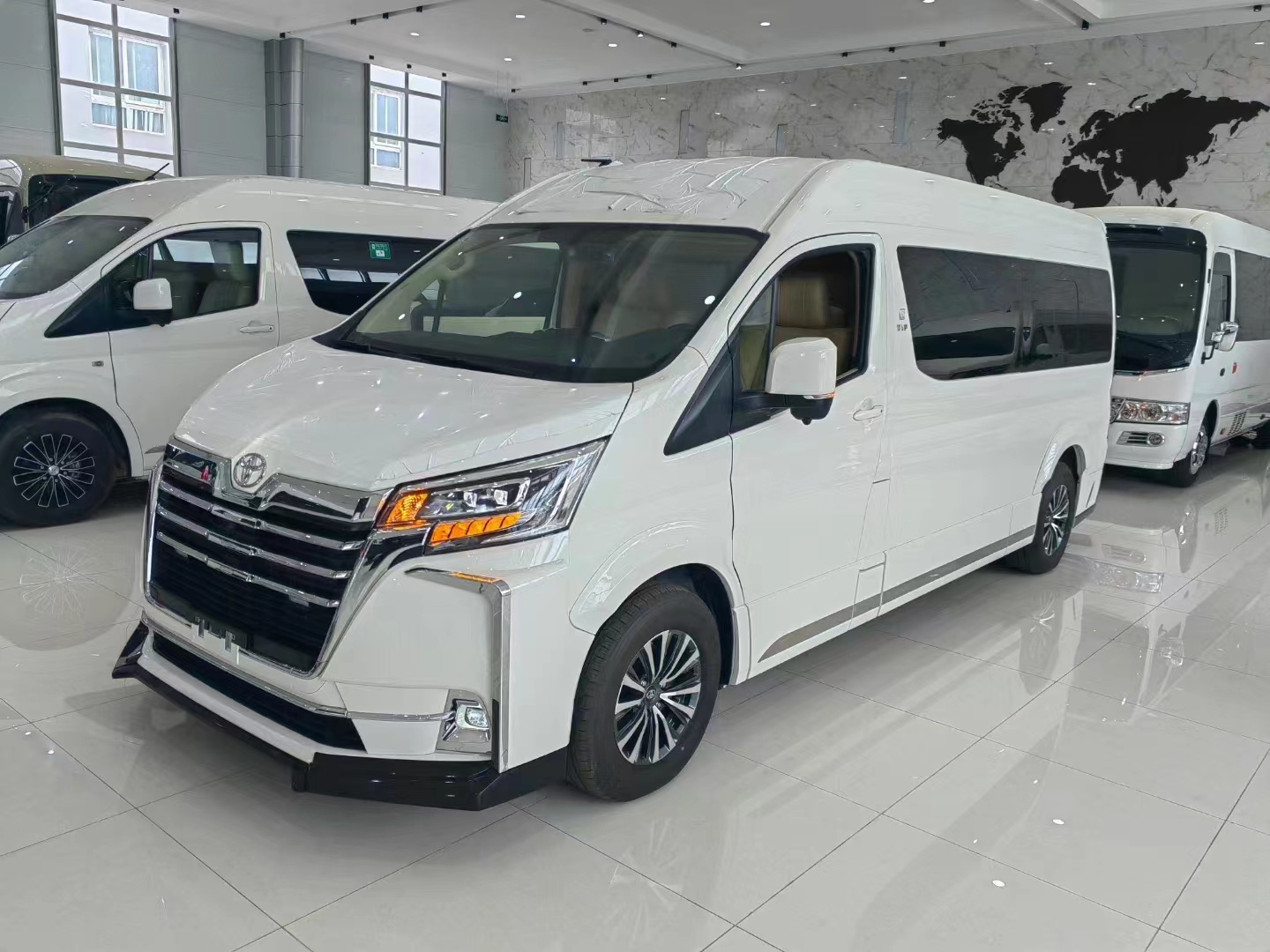 平行进口丰田海狮中东版最新报价36万起 欢迎前来试驾