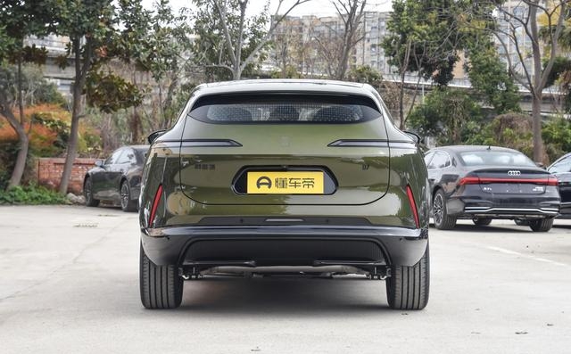 阿维塔07 2026款预售 全系标配华为乾崑ADS 4