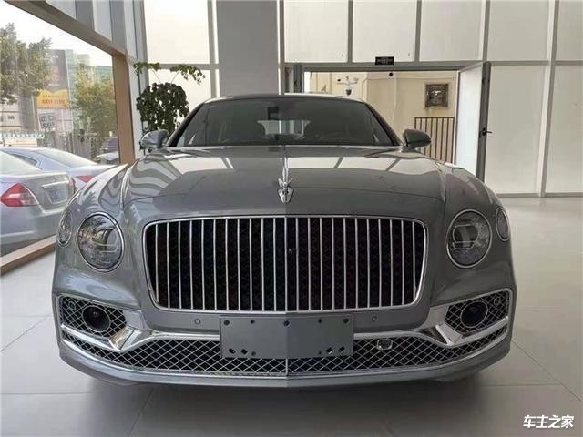 2024飞驰欧版团购价格238万起 直降70万