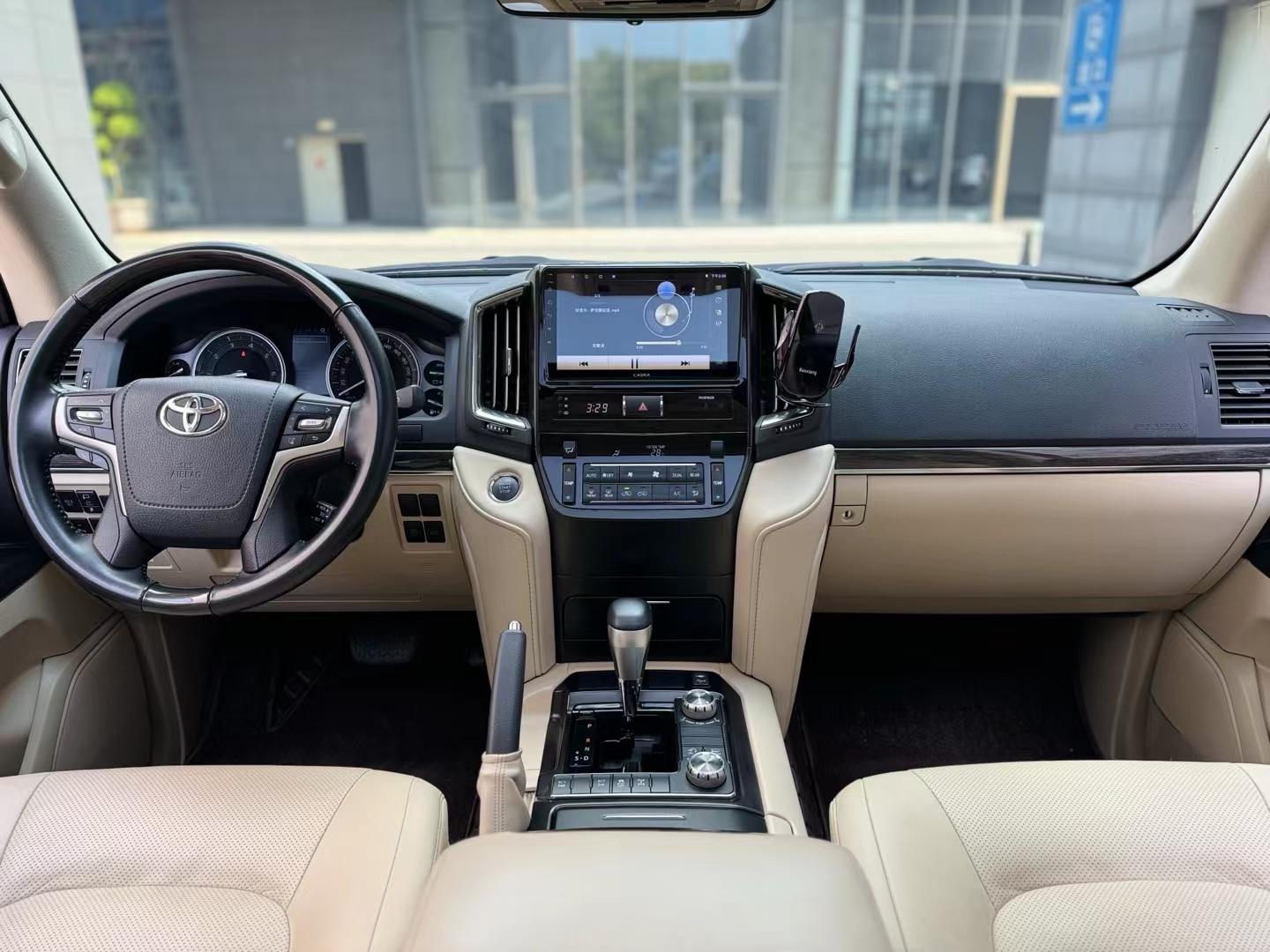 2024款兰德酷路泽4600中东版评测体验