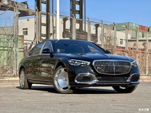 成都迈巴赫S级美版降价32万 欢迎试乘试驾