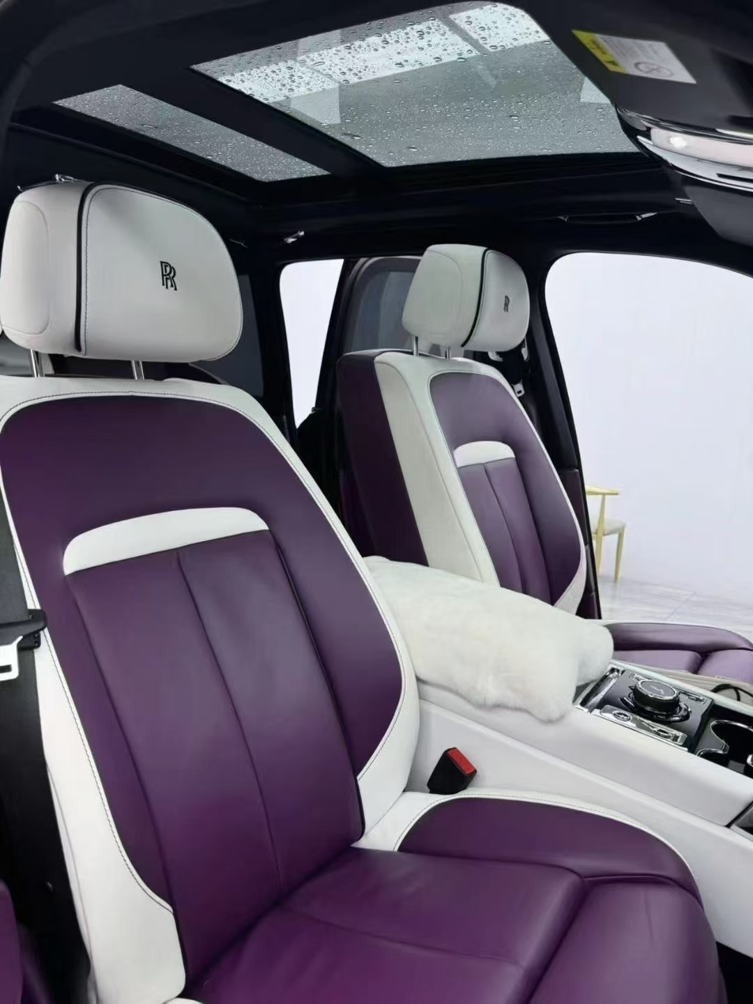 成都劳斯莱斯库里南团购优惠65万 欢迎试乘试驾