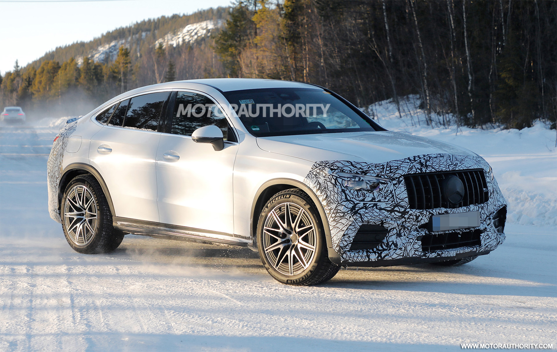 成都奔驰GLC AMG最新报价49.67万起 优惠高达17.00万