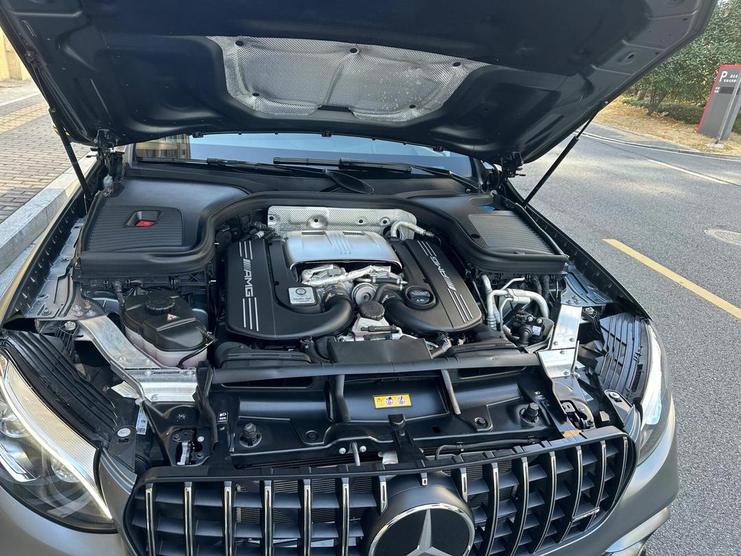 成都奔驰GLC AMG最新报价49.67万起 优惠高达17.00万