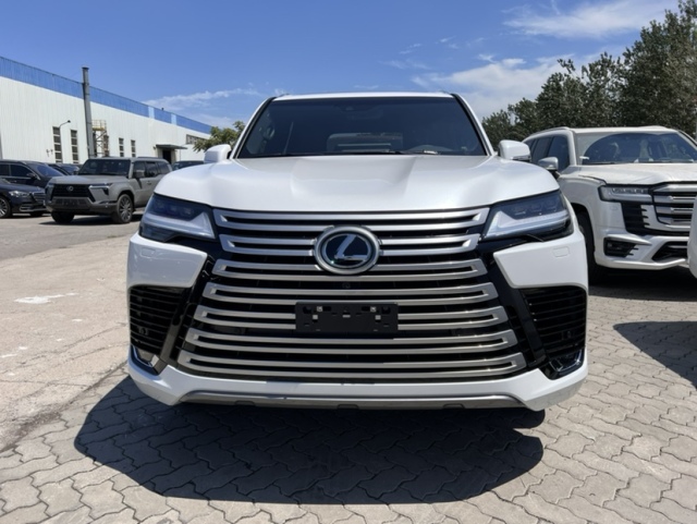 2024款雷克萨斯LX570黑KURO版现车价格直降 售全国