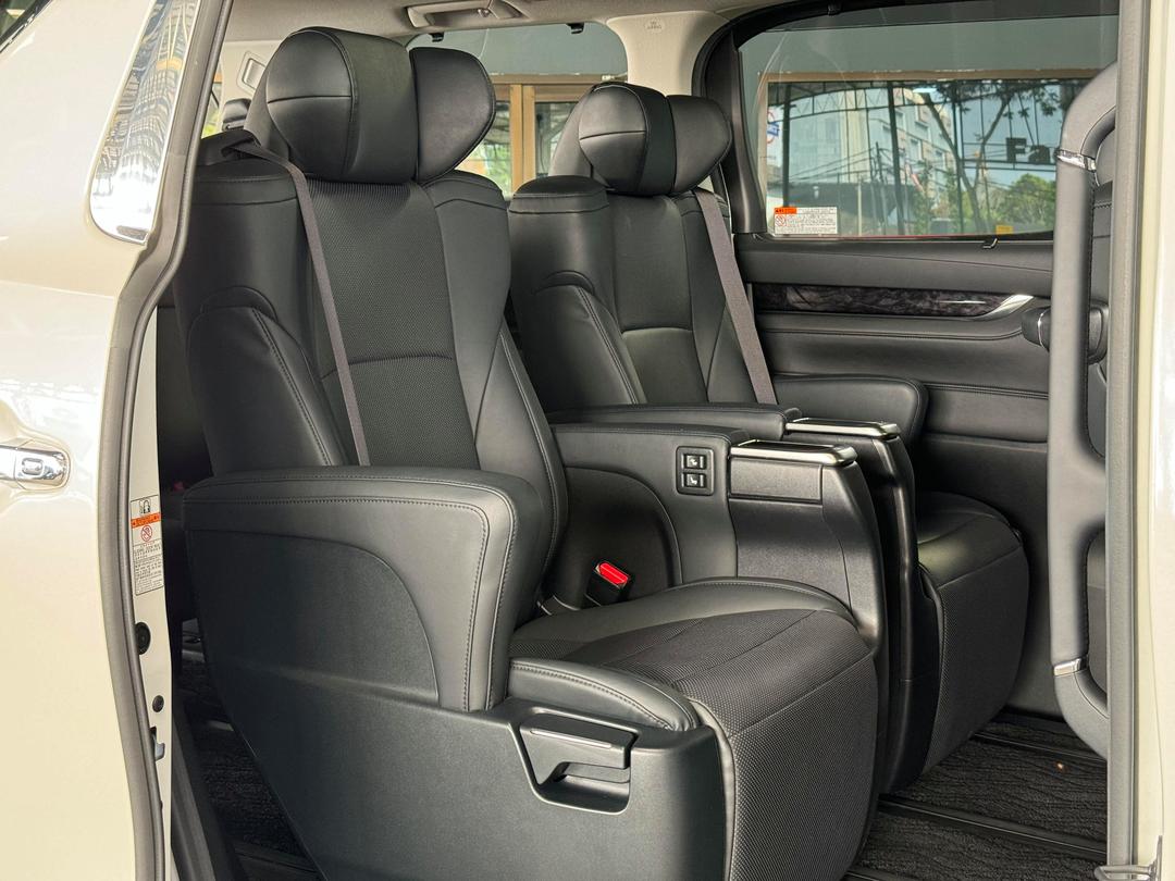 豪华进口MPV 威尔法双擎VELLFIRE HYBRID