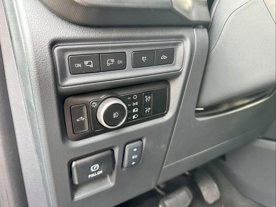 福特猛禽F150高顶7座现车到店内外图解