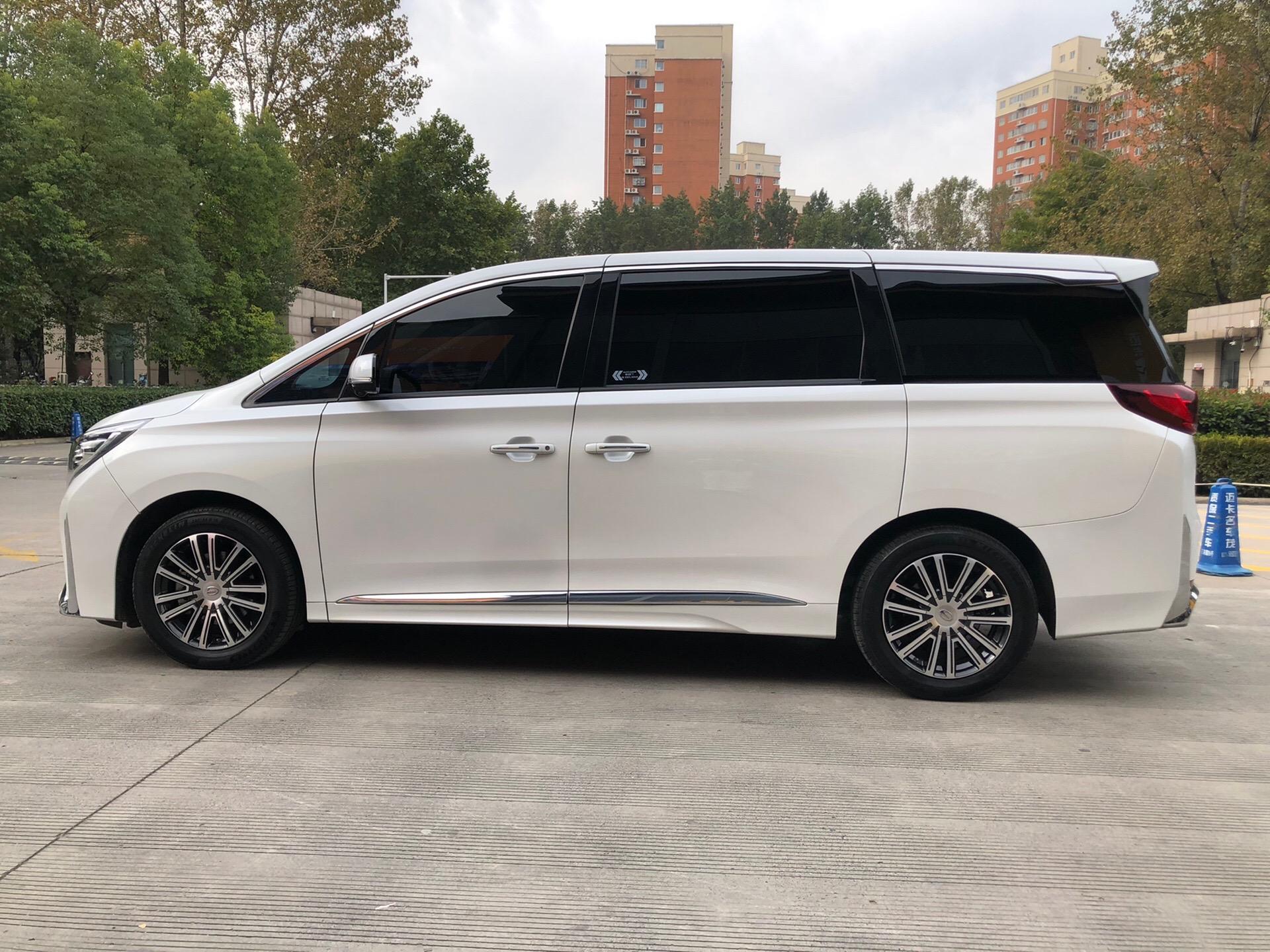 新都传祺M8降价3.50万 最低仅售14.98万
