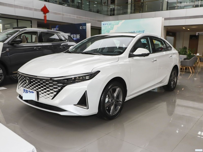 成都锐程PLUS降价促销 购车优惠高达2.00万