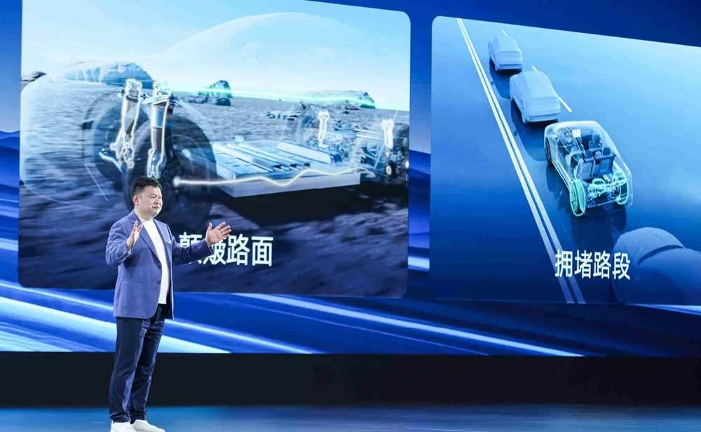 东风日产N6公告图发布 价格预计12万起