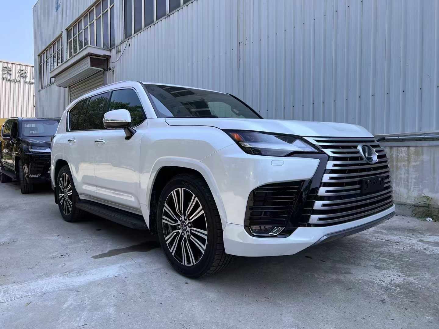 2024款雷克萨斯LX600版本配置全方位解析