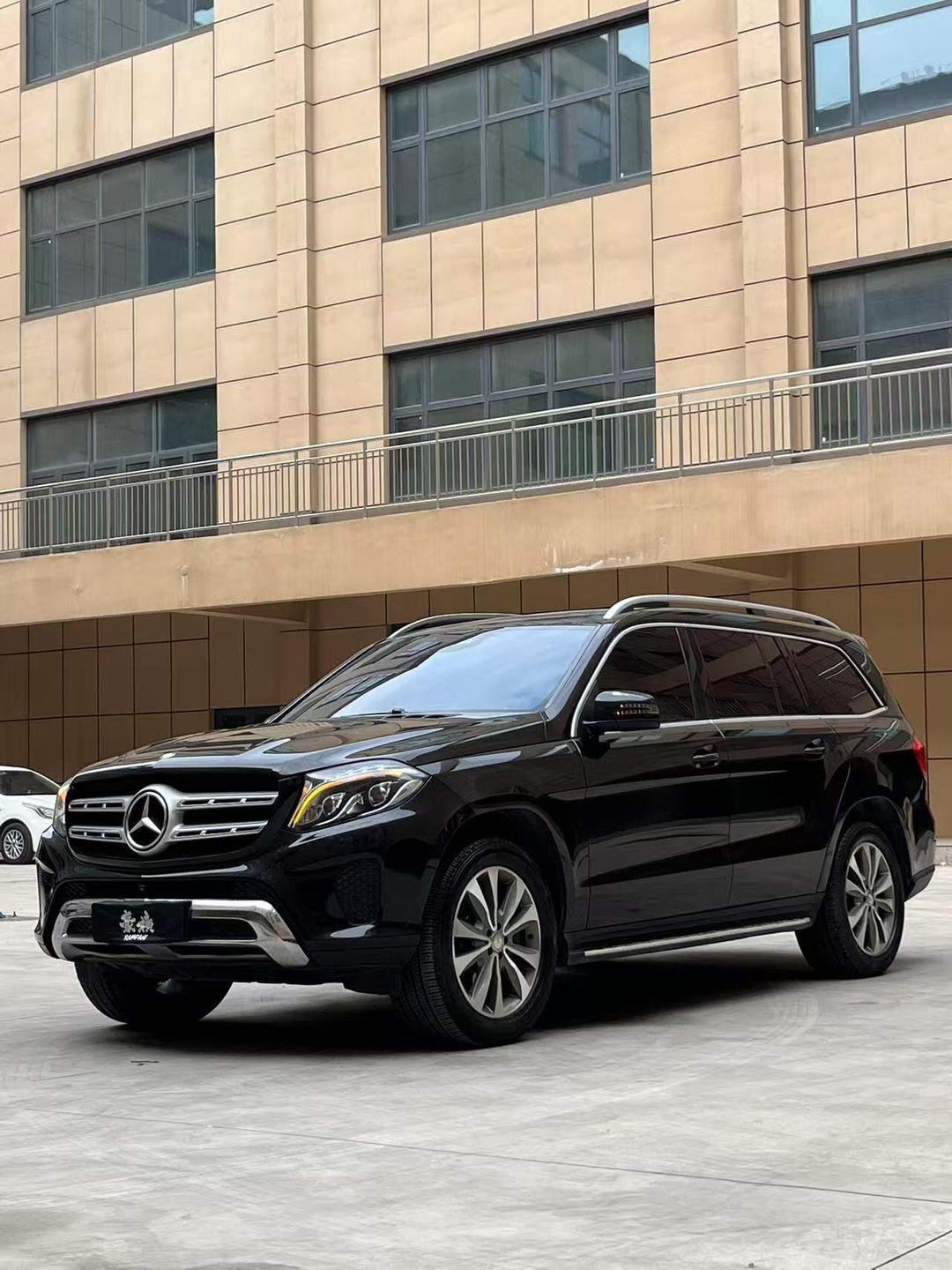 成都远卓名车奔驰GLS加版报价110万起 欢迎上门试驾