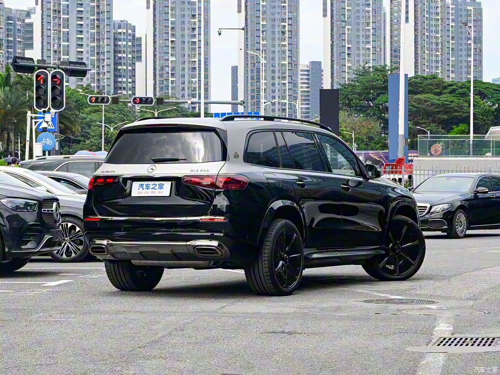 2025迈巴赫GLS级欧版价格最低228万起售 欢迎试乘试驾