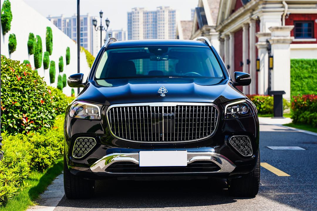 成都奔驰GLS亚洲版平价销售110万起 欢迎上门试驾