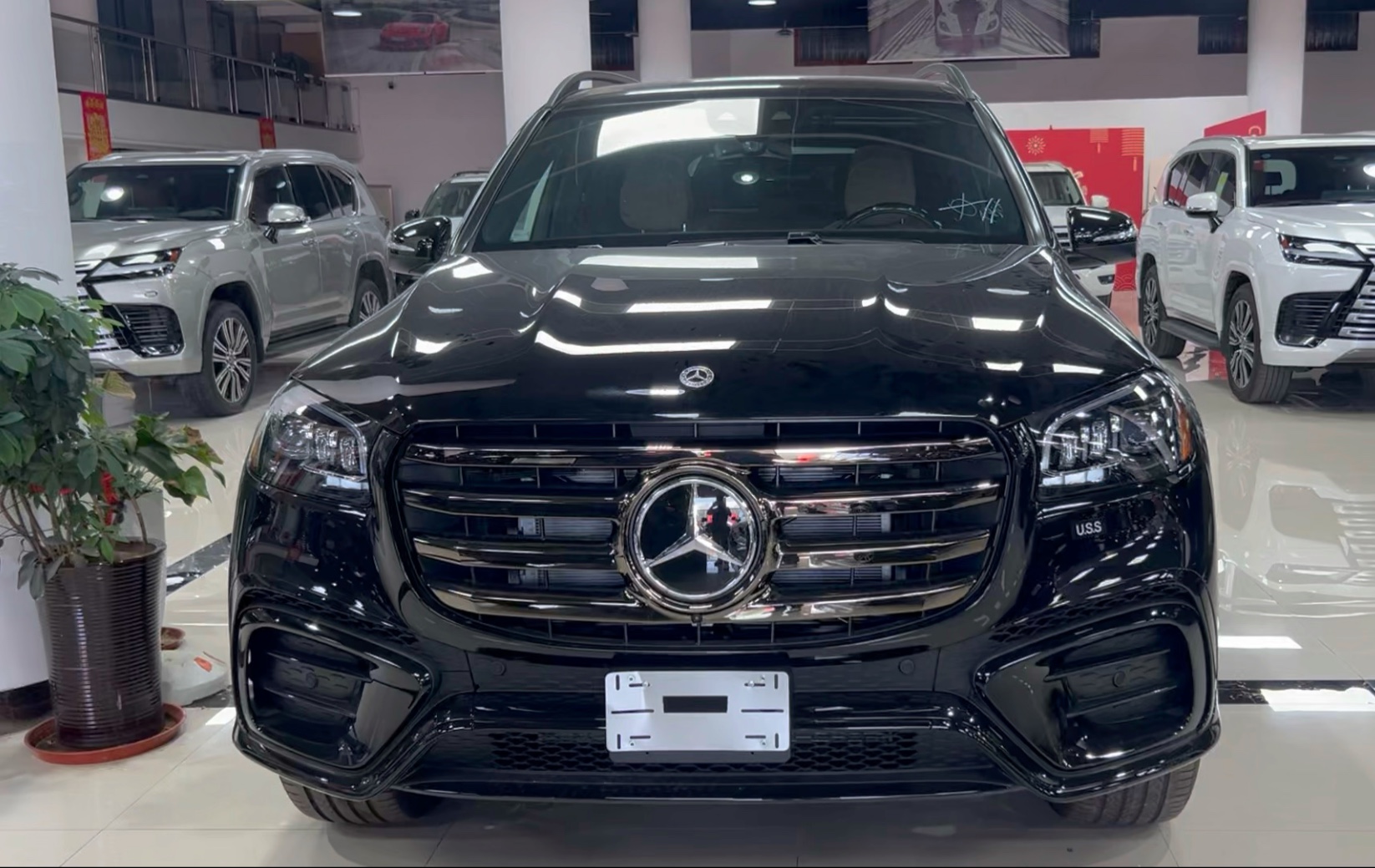 2024款美版奔驰GLS450降价 张扬狂野性能 售全国