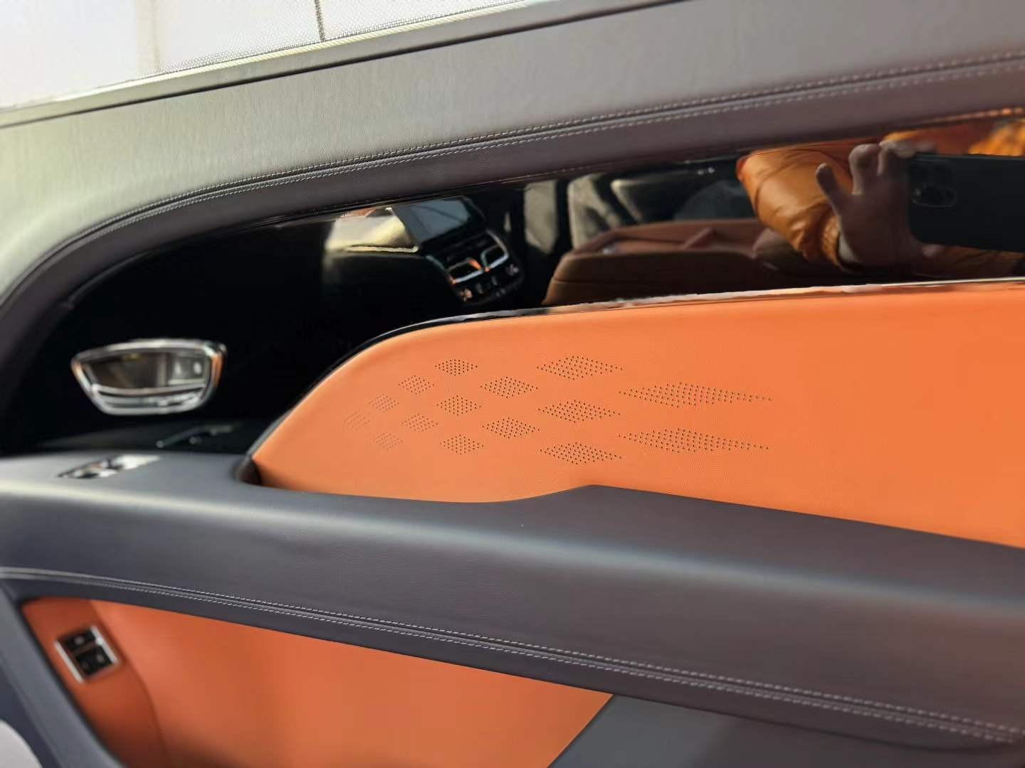 购添越享73万优惠 欢迎试乘试驾