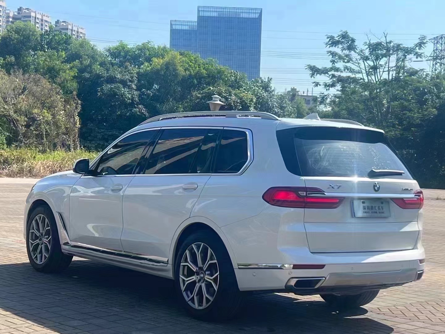 现购宝马X7加版让利促销中 限时优惠高达30万元