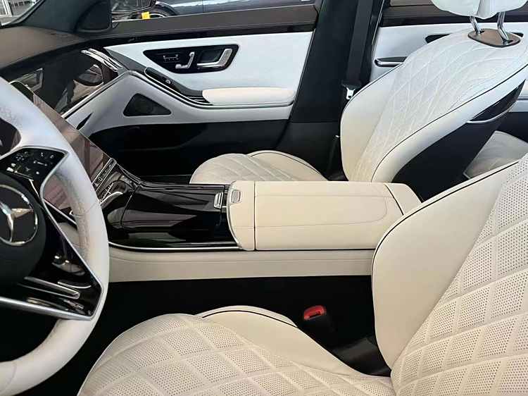 成都奔驰迈巴赫S级加版最高降90万 欢迎到店试驾