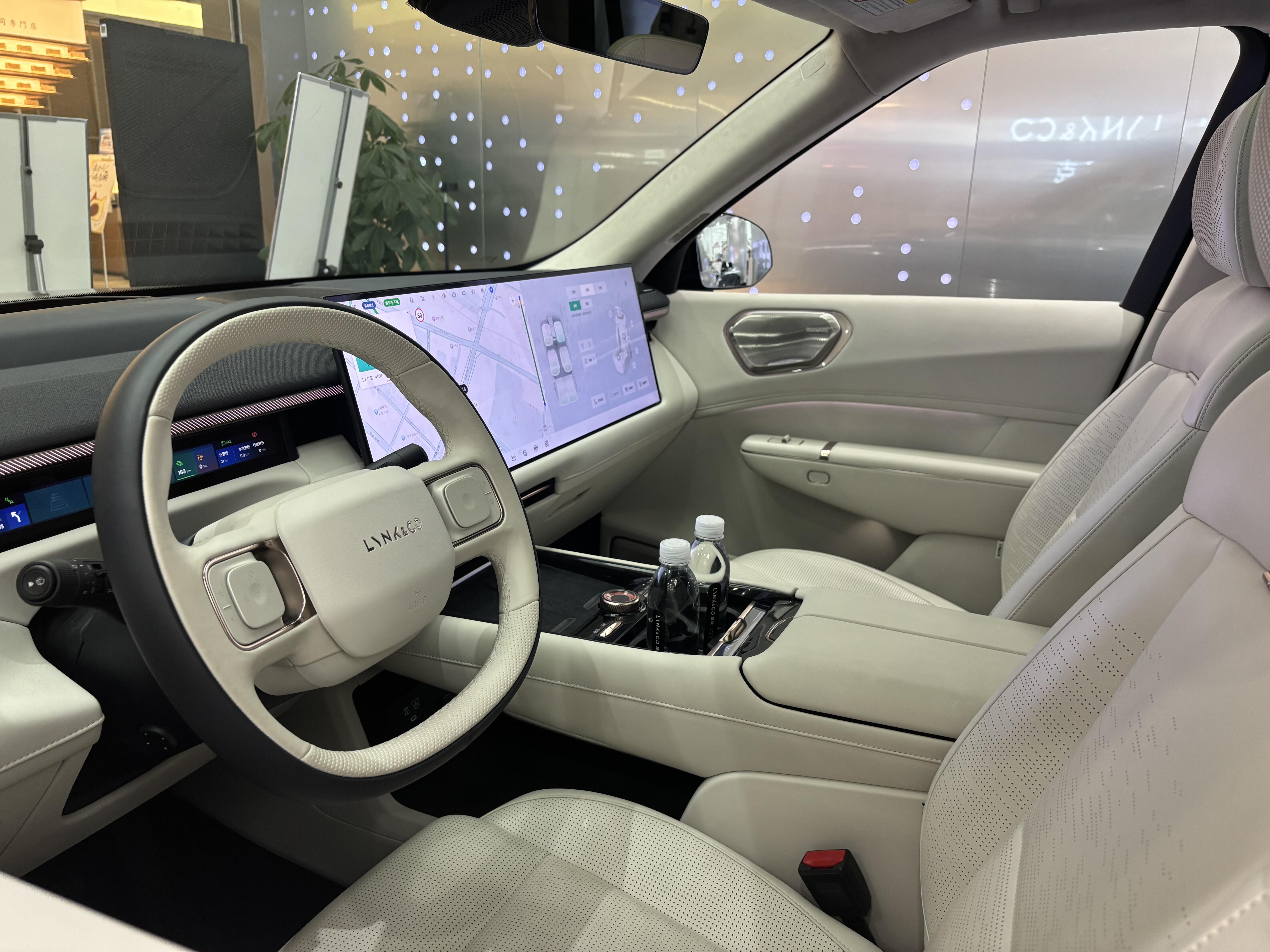 成都领克09售价19.88万起 优惠高达4.00万