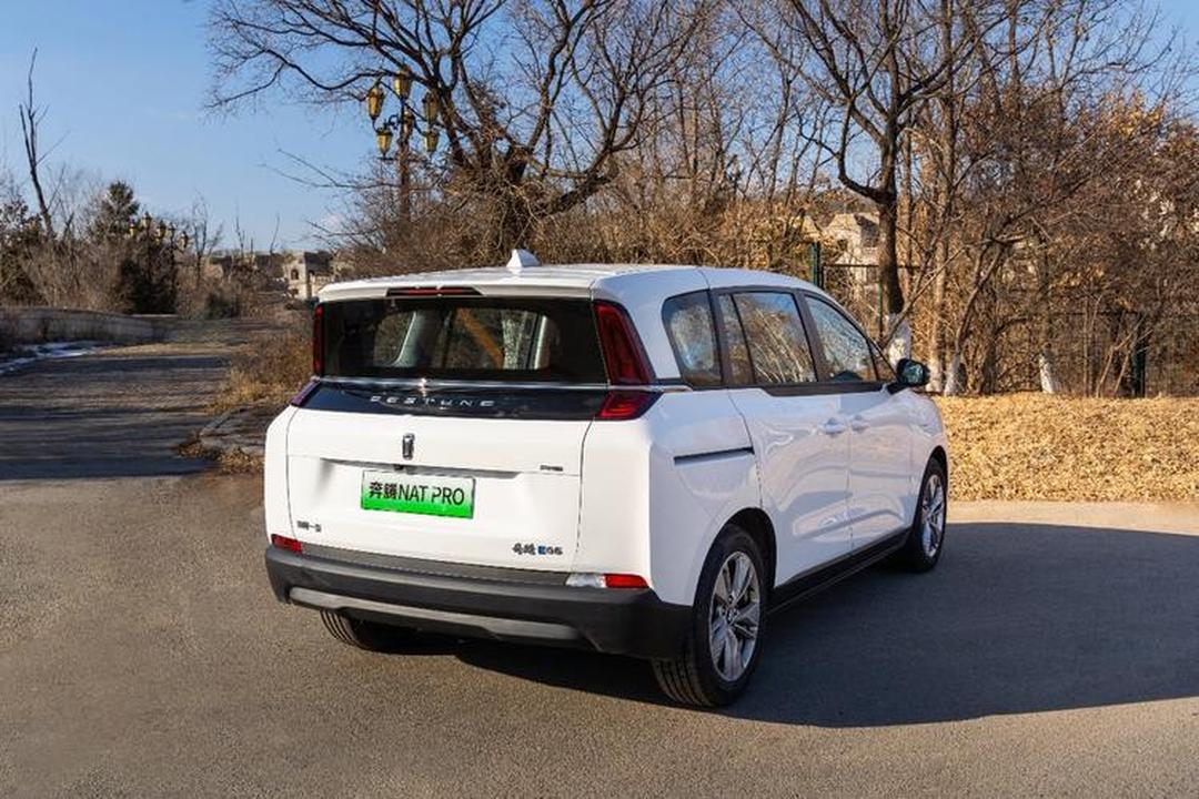 成都奔腾NAT价格最低13.98万起 暂无优惠