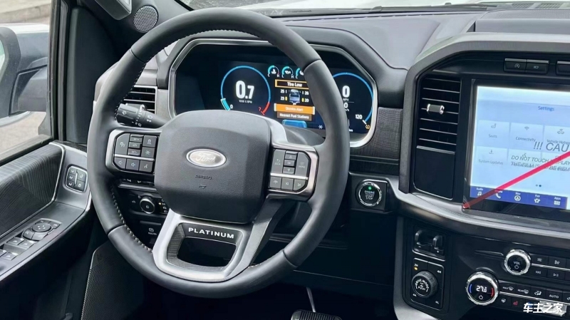 现购福特F-150墨版享27万优惠 欢迎到店试驾