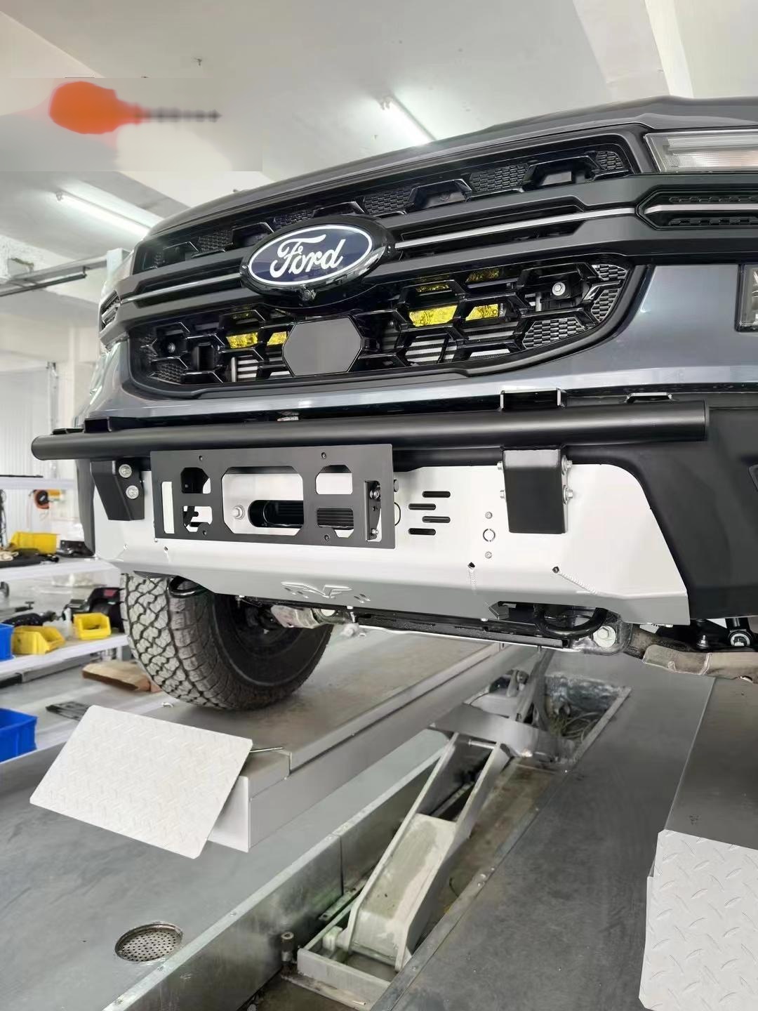 福特汽车申请保护腿部的座椅底部安全气囊专利福特汽车申请保护腿部的座椅底部安全气囊专利