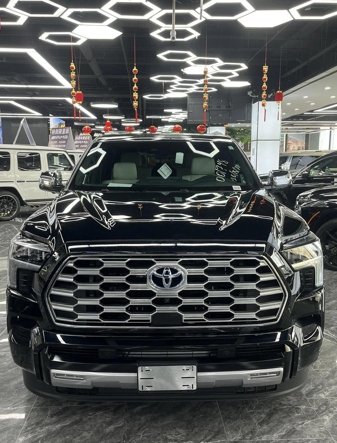 全尺寸超大SUV美规2024款丰田红杉3.5混动