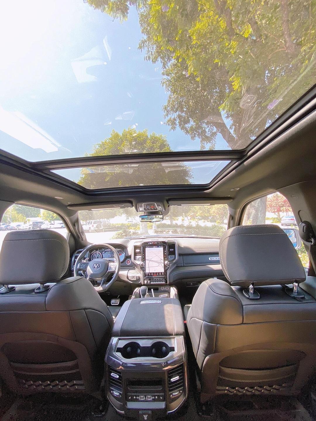 道奇公羊霸王龙配置参数及其价格 肌肉王登场