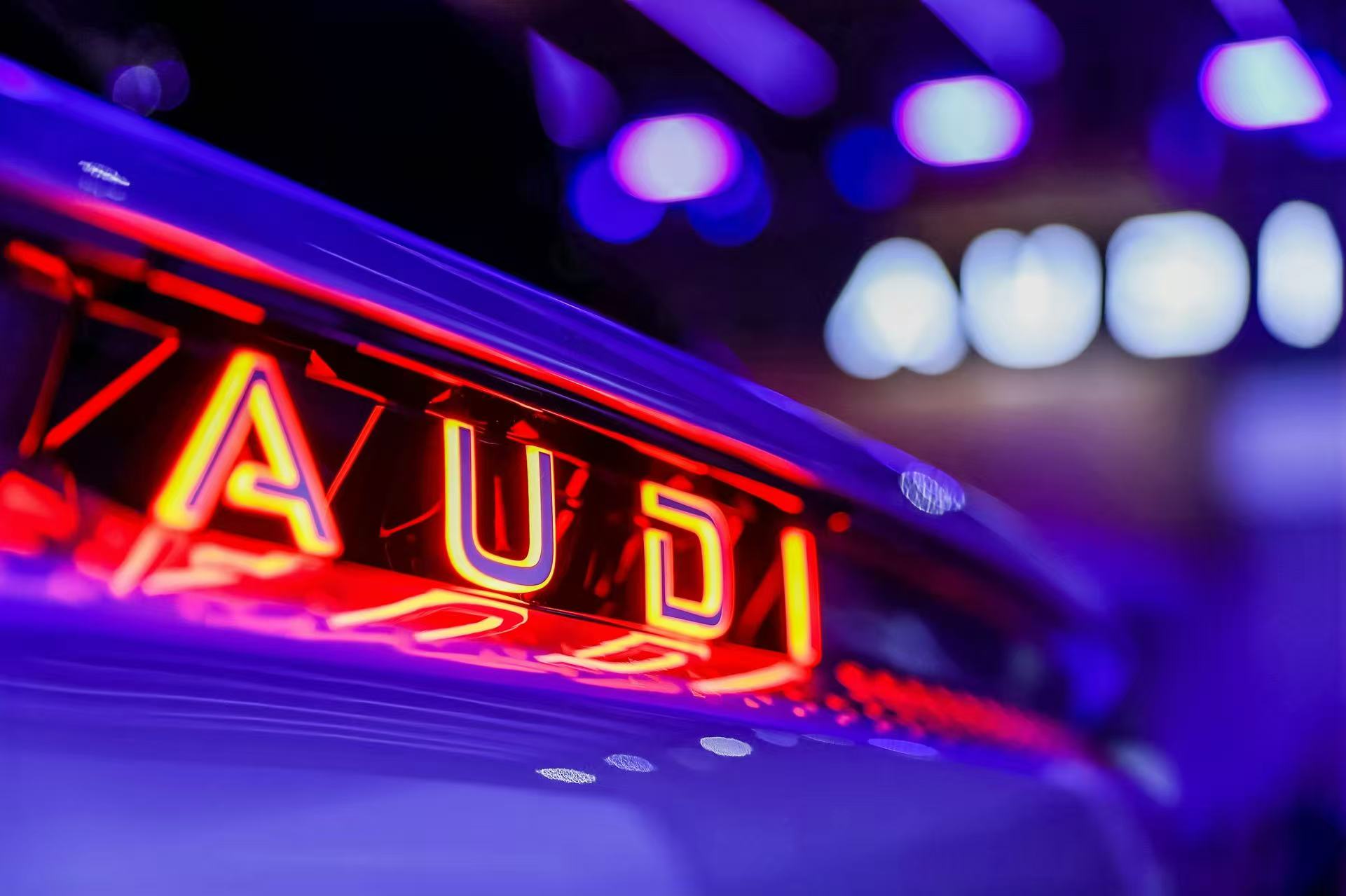 成都奥迪SQ5 Sportback价格最低49.99万起 优惠高达13.89万