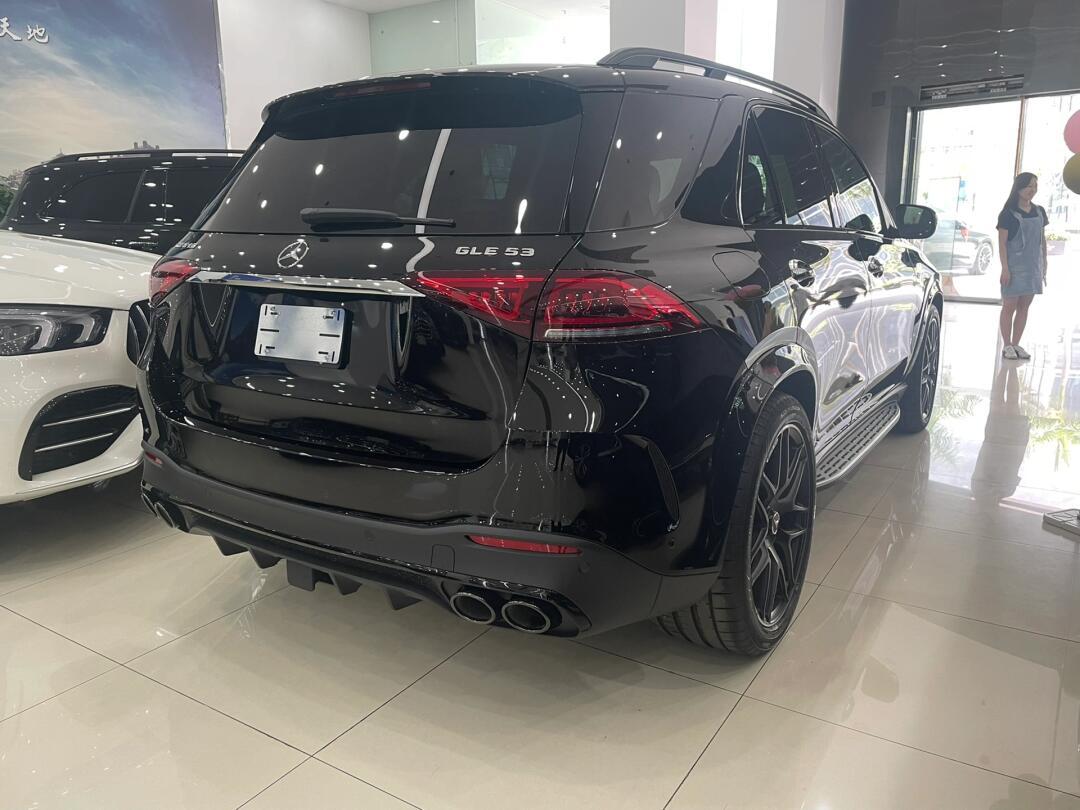 四川腾达东远名车奔驰GLE美版限时优惠 目前80万元起售