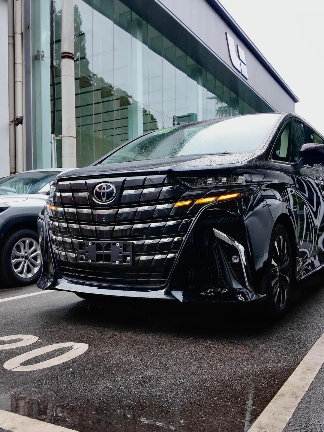 成都埃尔法促销90万起