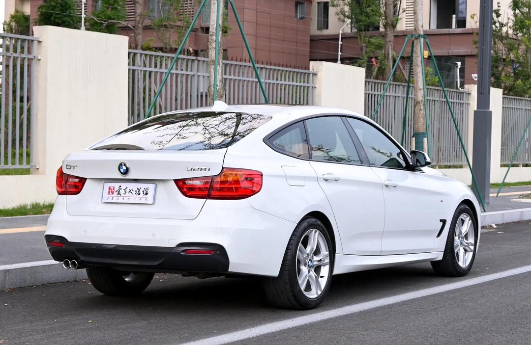 成都宝马M3价格72.39万起 优惠高达14.00万