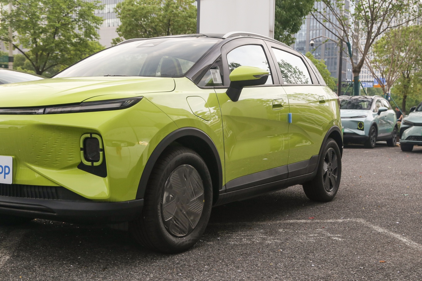 蒲江吉利几何E萤火虫最低5.98万起售 暂无优惠