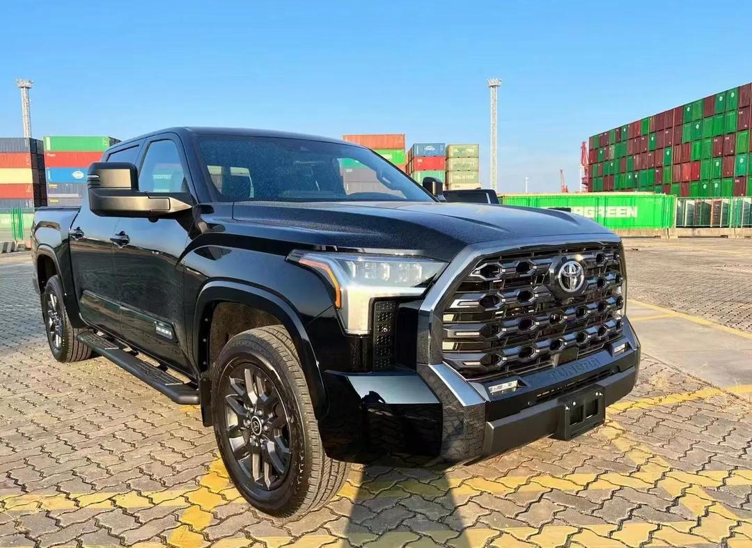 2024款坦途3.5L配置齐全 霸气硬朗外观