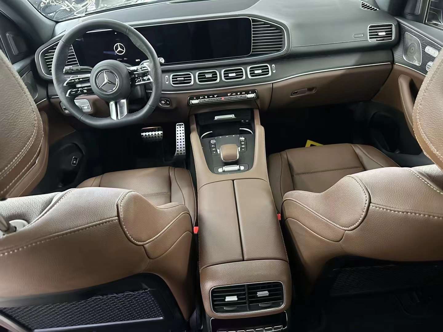 奔驰GLS墨版最新报价99万起 欢迎到店试驾