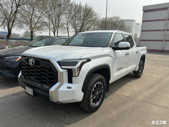 成都丰田坦途让利直降24万 欢迎到店试驾