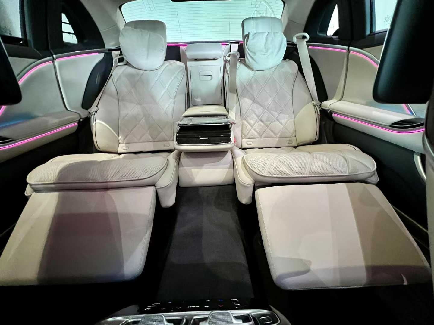 成都迈巴赫S级欧版降价50万 最低258万