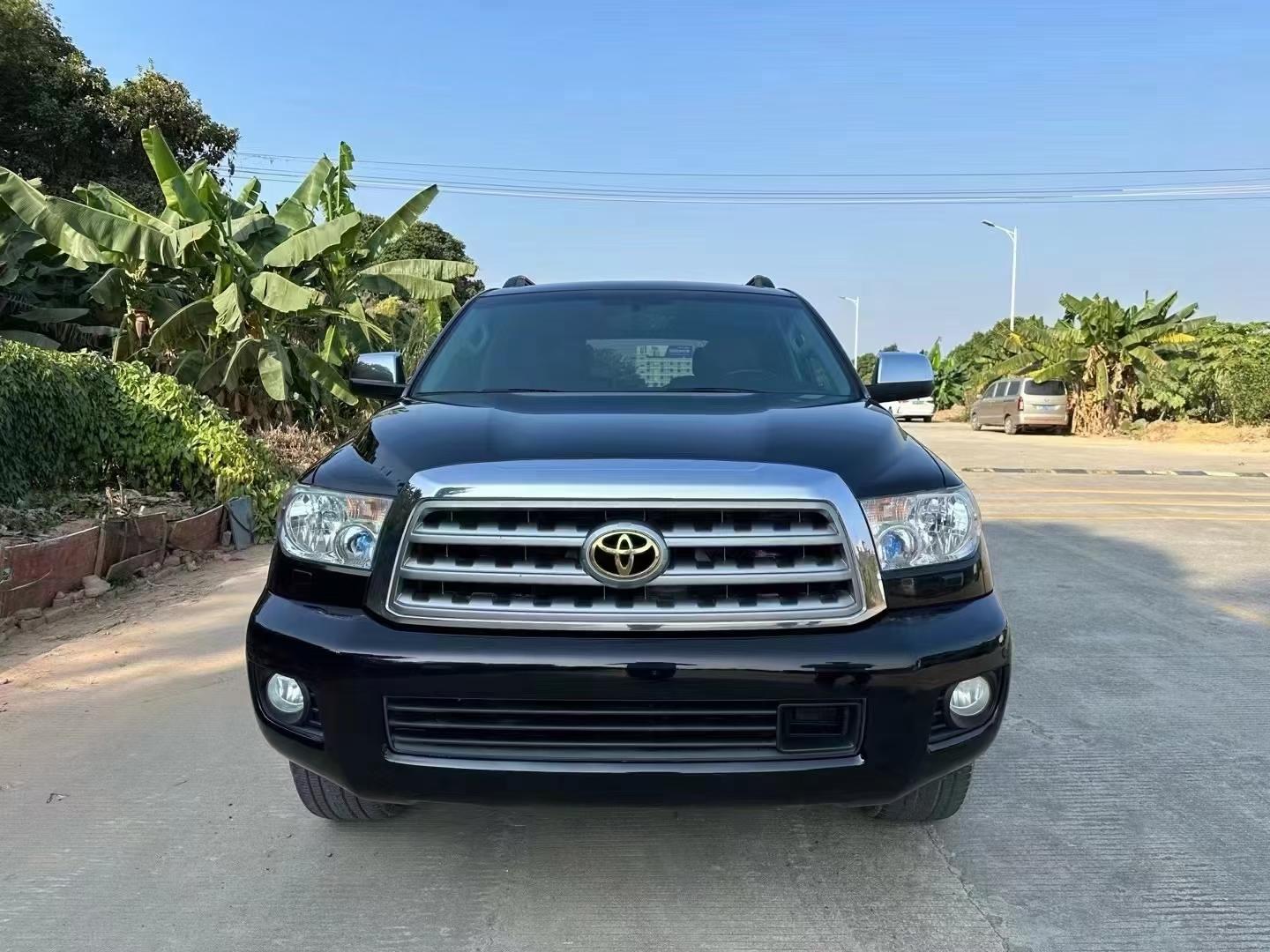 成都平行进口丰田红杉加版团购最高优惠6万 欢迎到店试驾