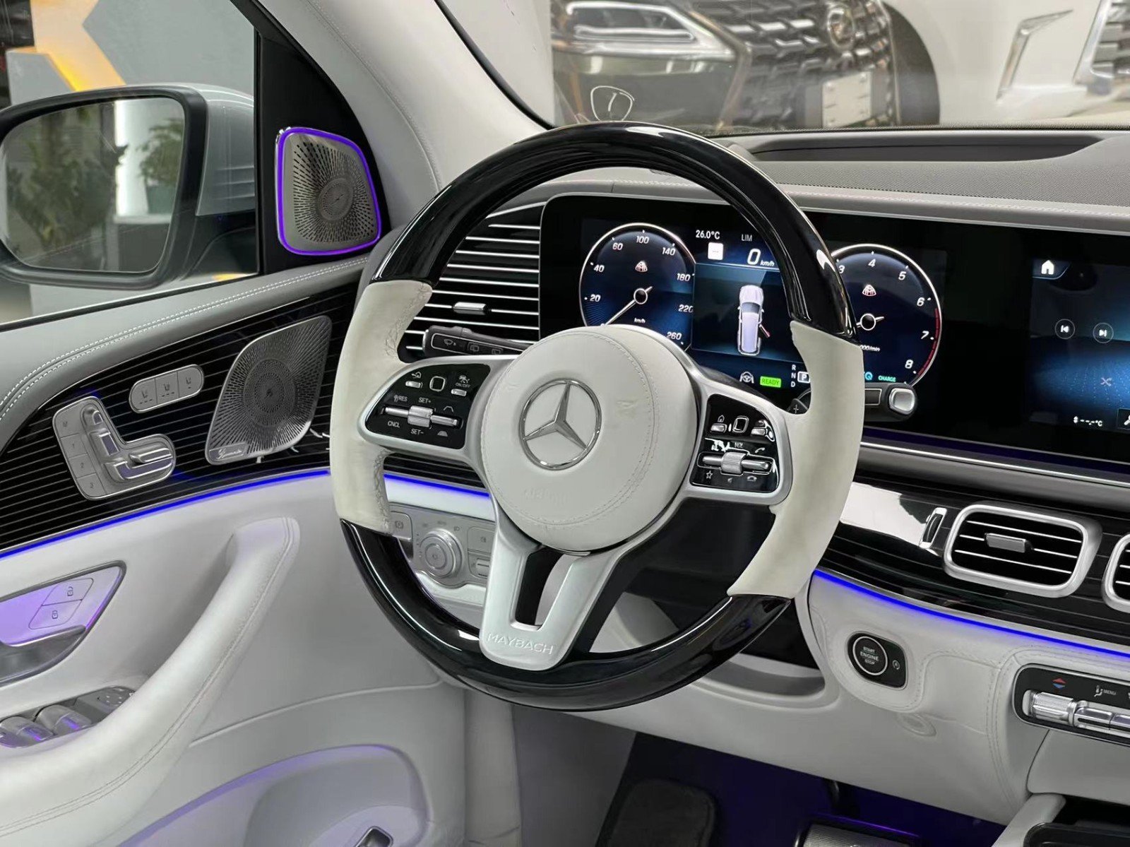 成都平行进口奔驰迈巴赫GLS级加版价格最低298万起售