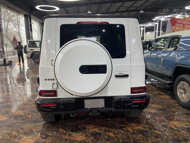 2024款奔驰G550豪气十足 国六展厅现车钜惠报价