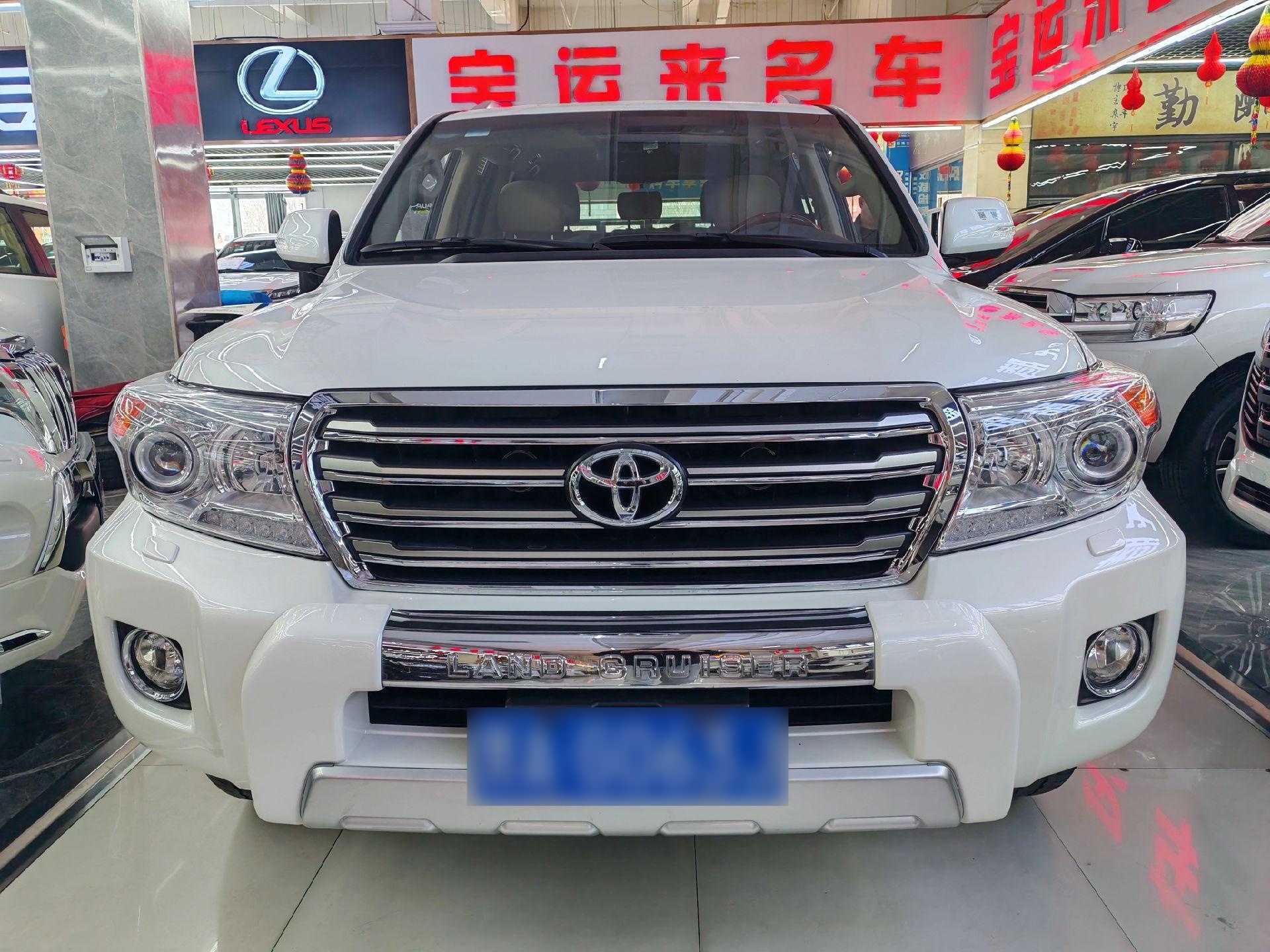 丰田酷路泽4600中东版GT版港口报价