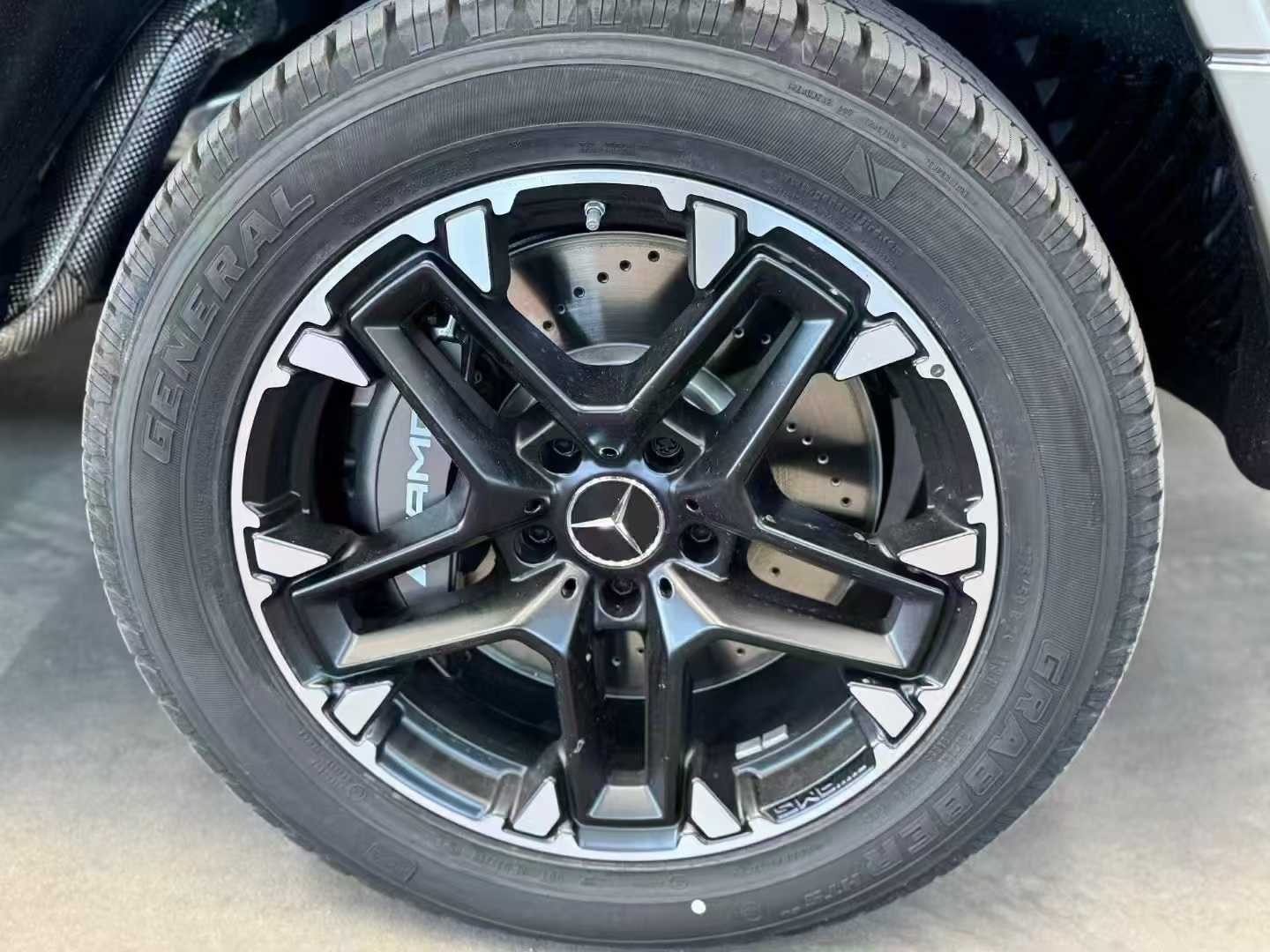 奔驰G级加版价格最低209万起