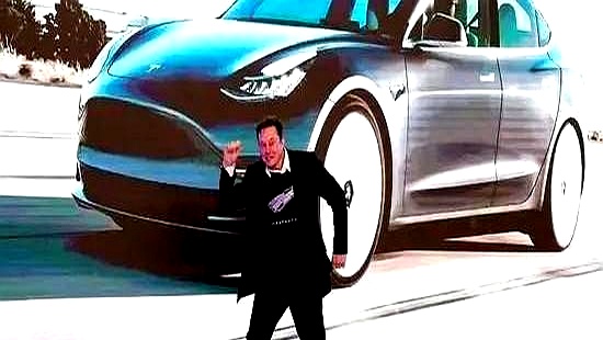 特斯拉，不想当“车企”了