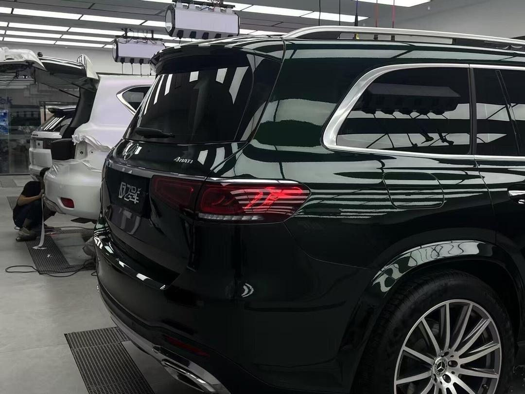 奔驰GLS墨版售价114万起 欢迎试乘试驾